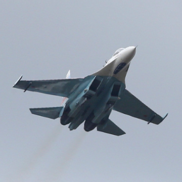 Su-27 Fighter Jet