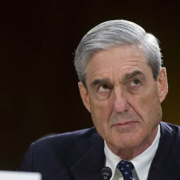 Robert Mueller Horizontal